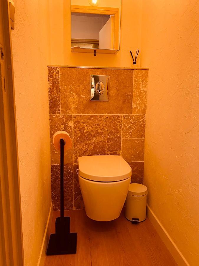 Appartement Cote D'Azur Plage - Piscine - Tennis Villeneuve-Loubet Exteriör bild